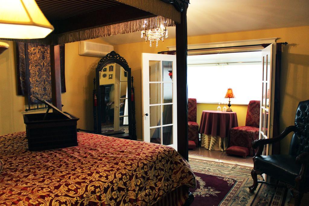 Talwood Manor B&B ميناء كولبورن الغرفة الصورة