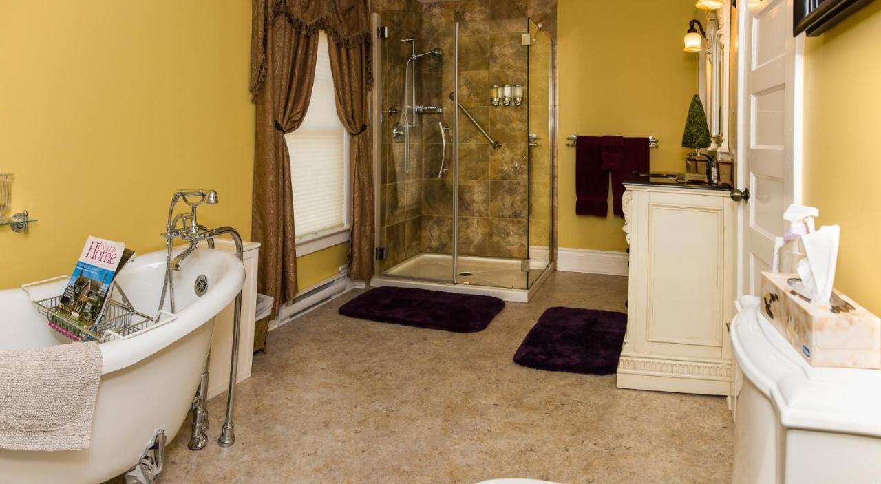 Talwood Manor B&B ميناء كولبورن المظهر الخارجي الصورة